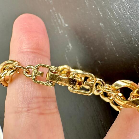 Givenchy Gold Plated Chunky Chain Bracelet - Picture 5 of 6